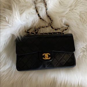 chanel double flap handbag